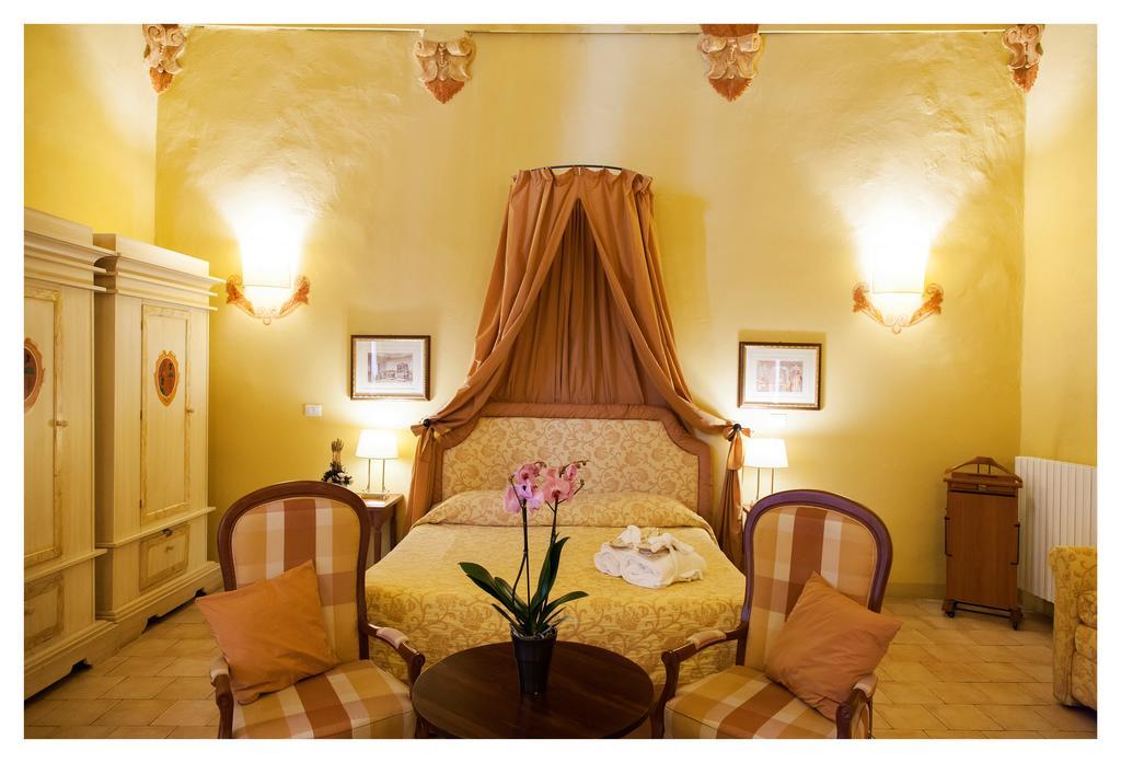 Hotel Palazzo Guiderocchi Ascoli Piceno Pokoj fotografie